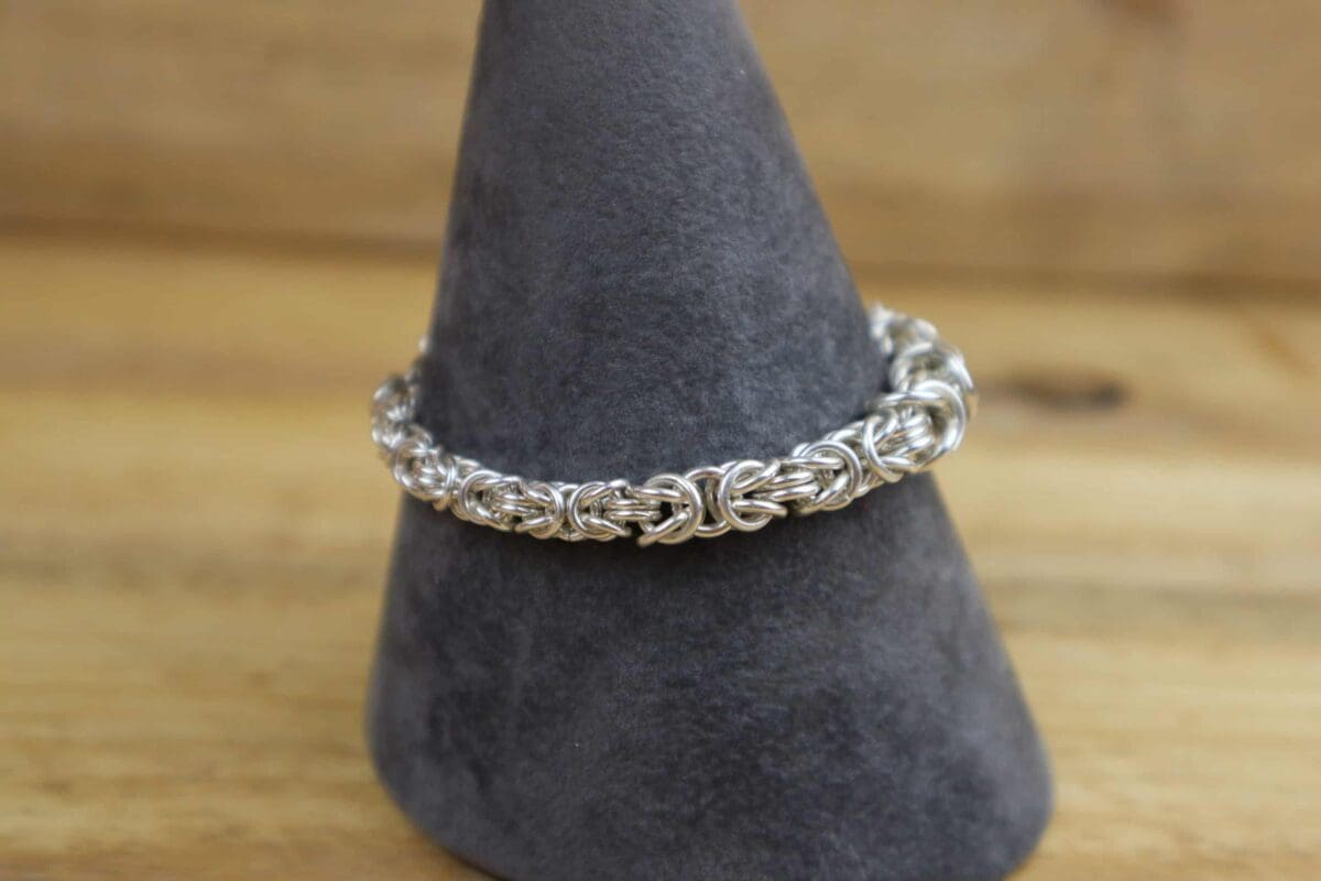 Graduated Byzantine Bracelet Tutorial - Image 4