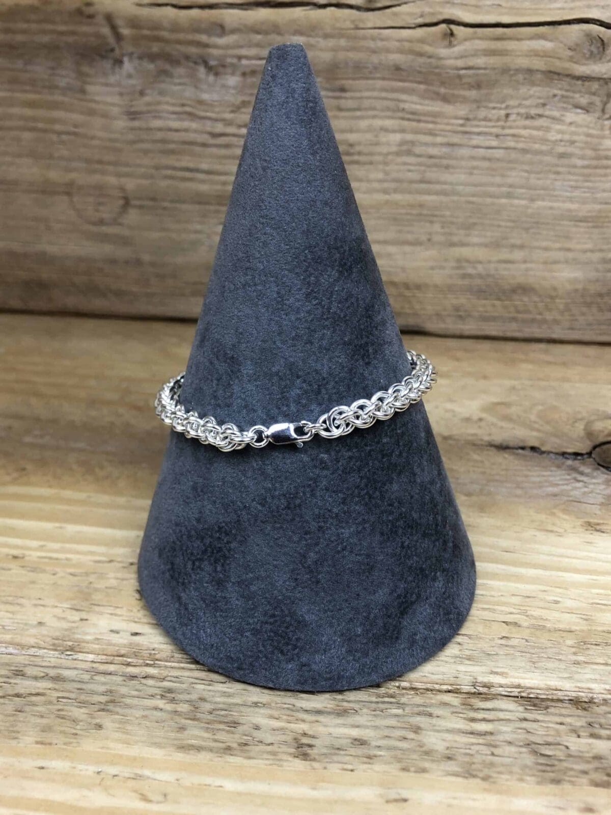 Jens Pind Linkage Bracelet tutorial
