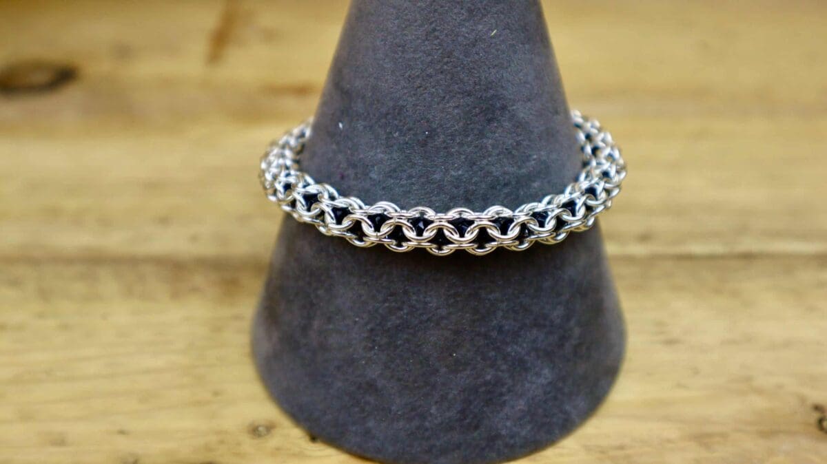 Inverted Round Maille Tutorial Including Wrapped Loops and End Caps. - Image 3