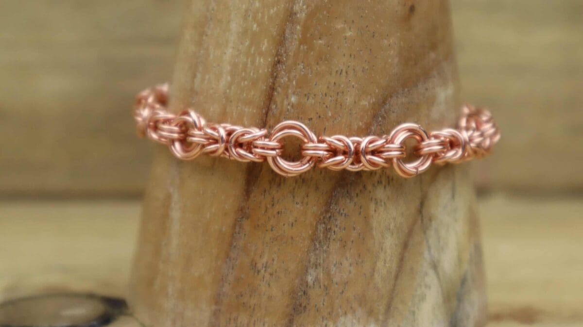 Byzantine and Roses Chain Maille Bracelet Kit - Image 6