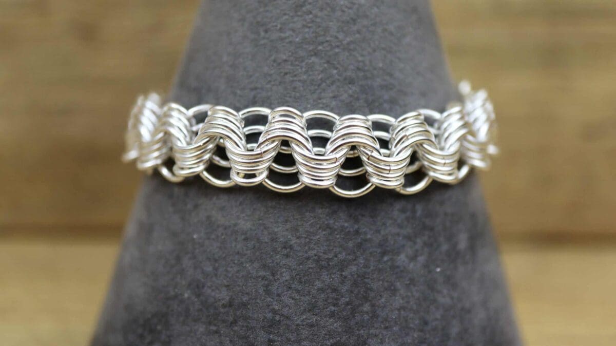 Super Sonic Waves jewellery making kit