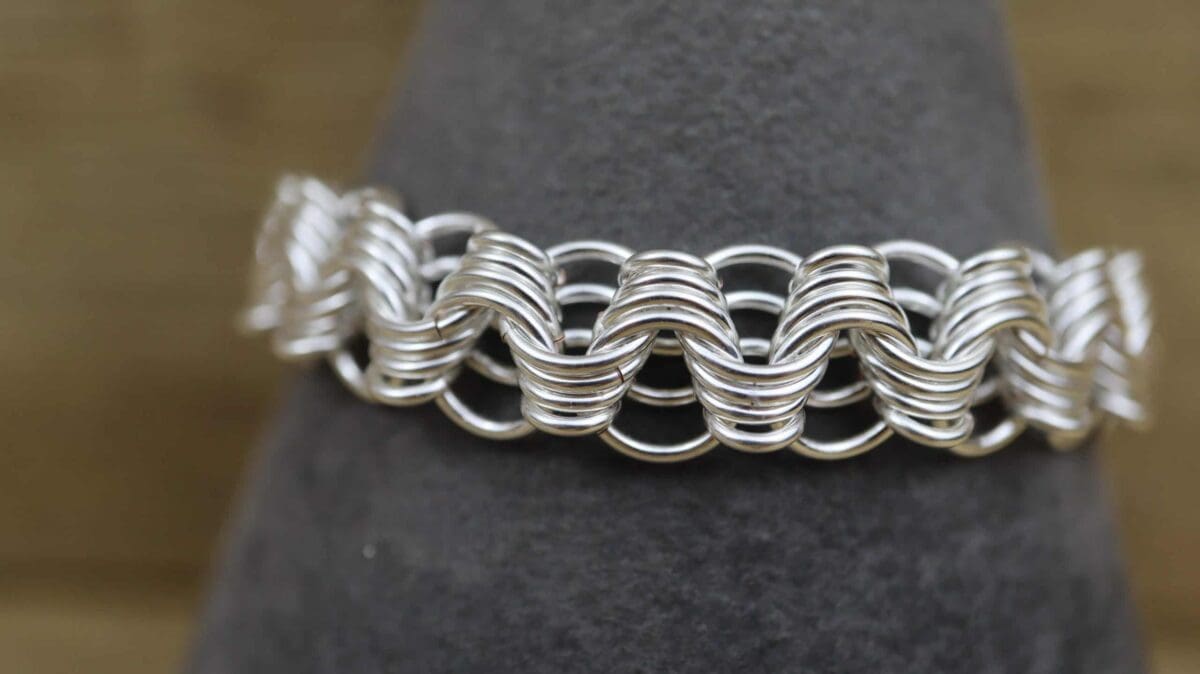 Super Sonic Waves jewellery making kit