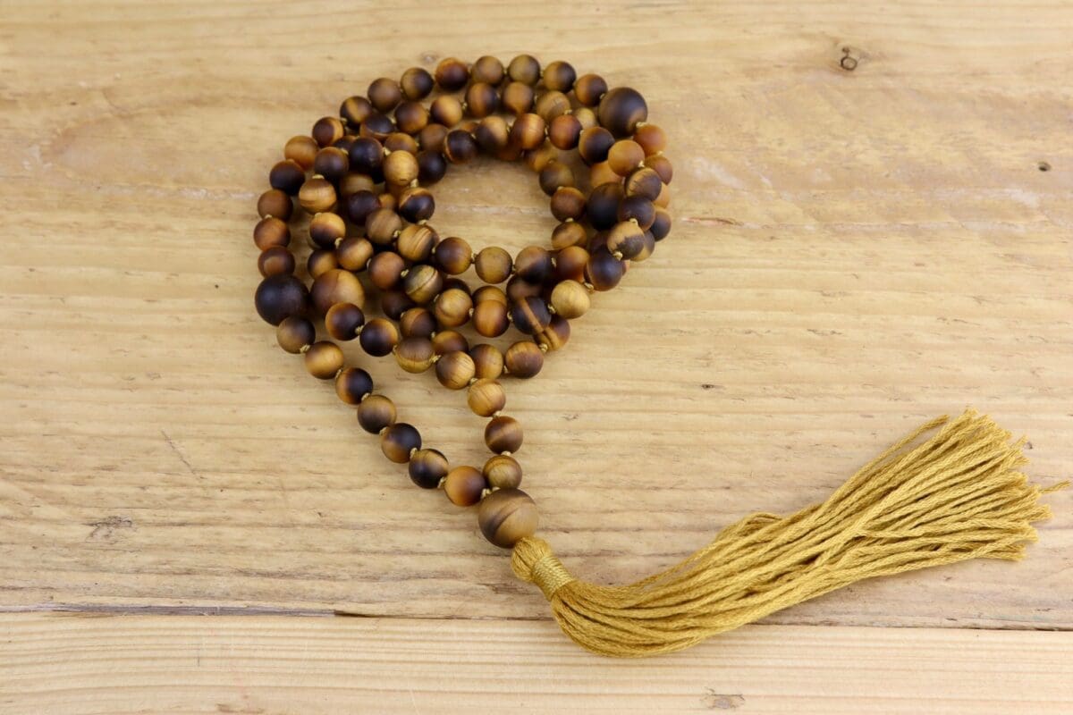 Mala Necklace and Bracelet Knotting Tutorial