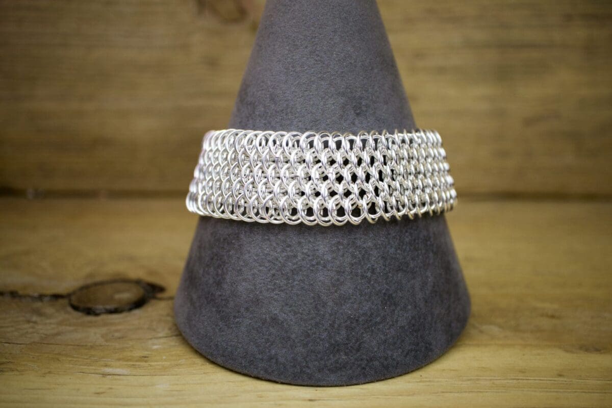Dragonscale Chain Maille Bracelet Kit - Image 2