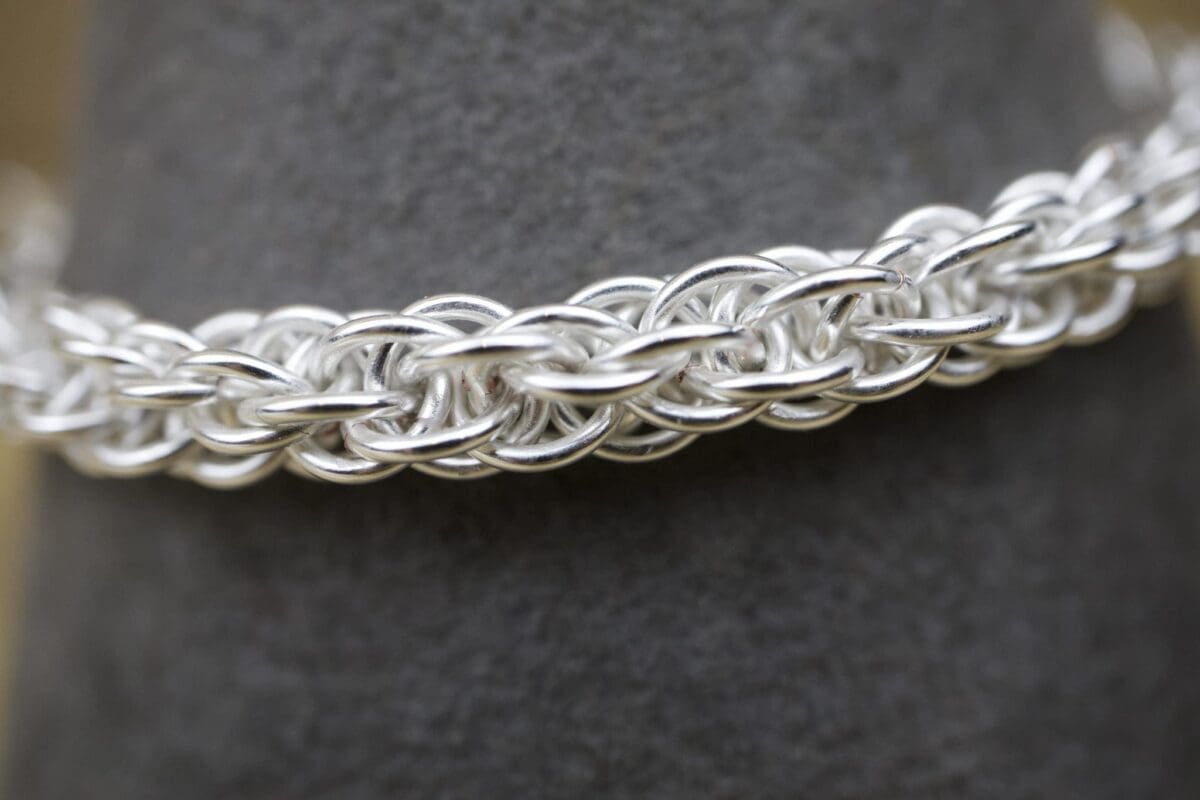 Jens Pind Linkage 5 Chain Maille Kit - Image 6