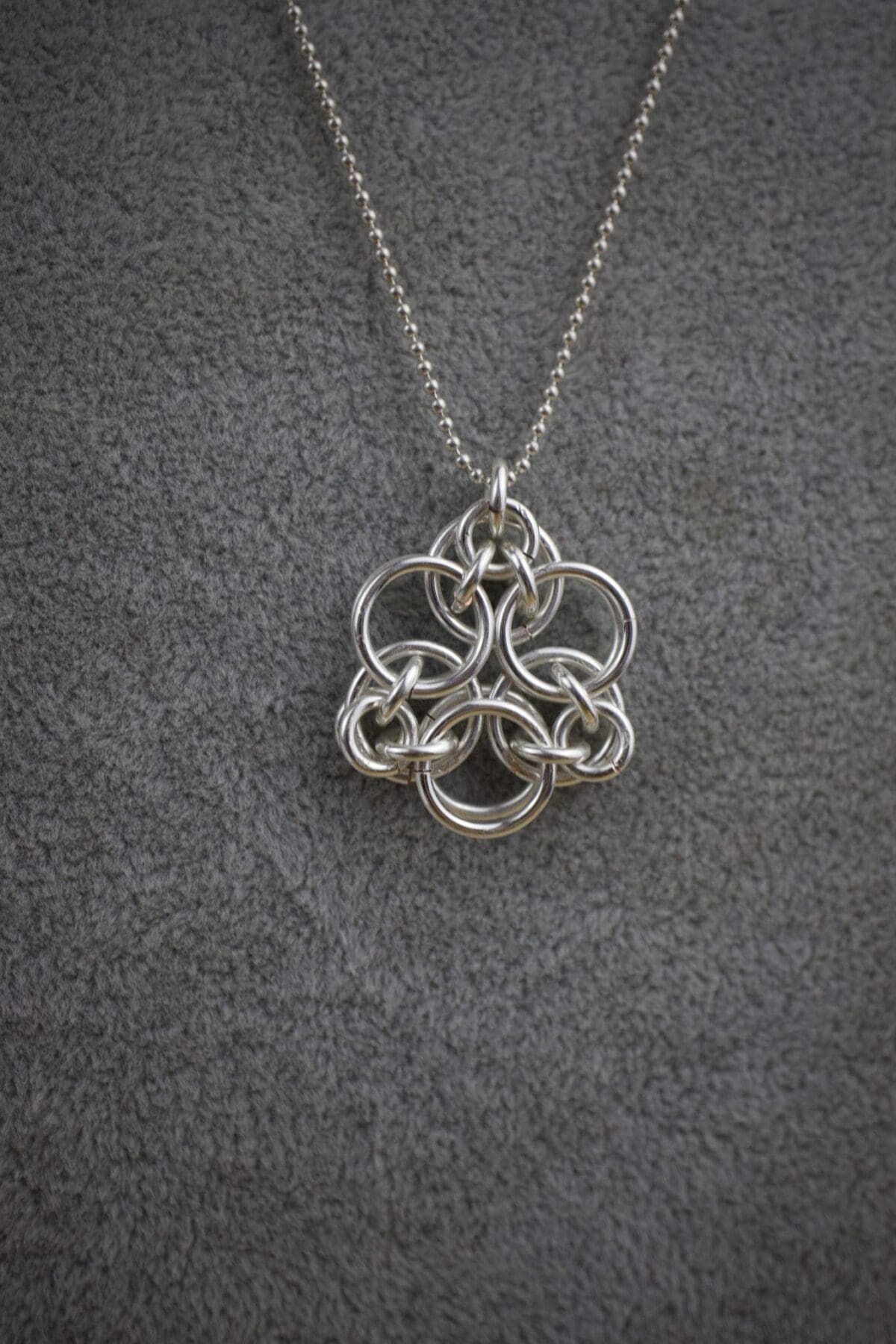 Acute Mandala Chain Maille  Pendant and Ear ring Kit - Image 3