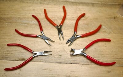 Essential Tools for Beginners in Jewellery Making: Your Guide to Getting Started